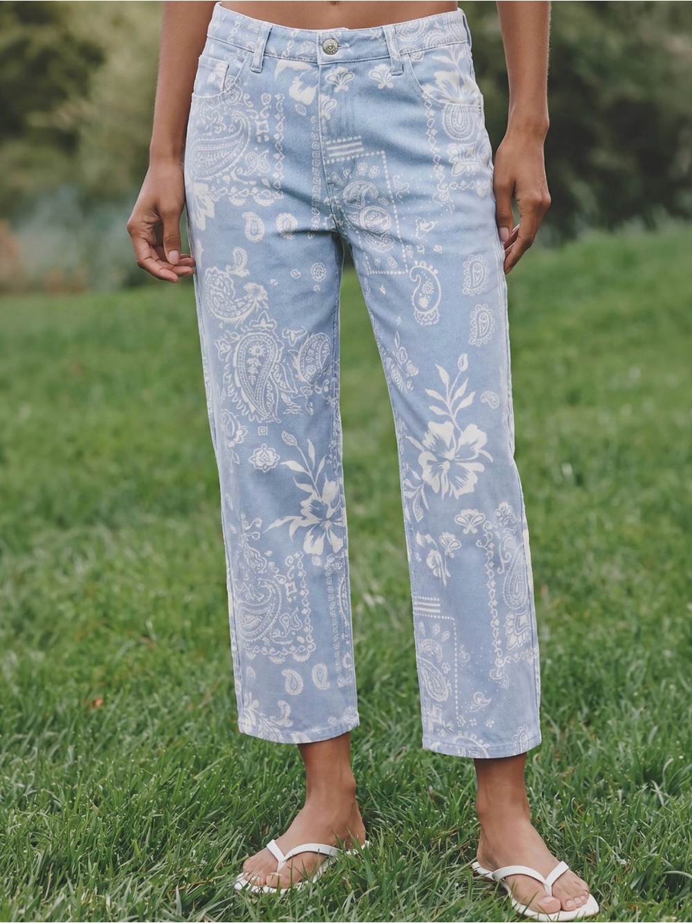 Peach Love California Light Blue Paisley & Floral Cropped Jeans